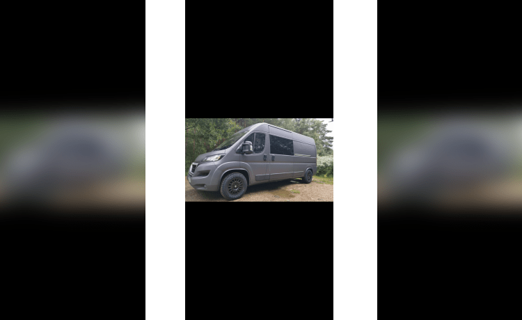 Fishbowl  – Fishbowl Campervans 3 berth