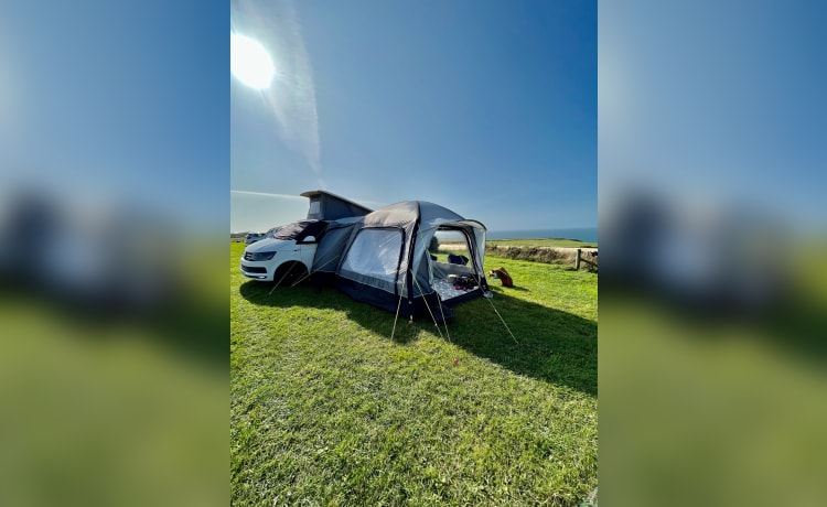 Big Suze – Camper VW T6, 4 posti letto, con molte caratteristiche e attrezzature