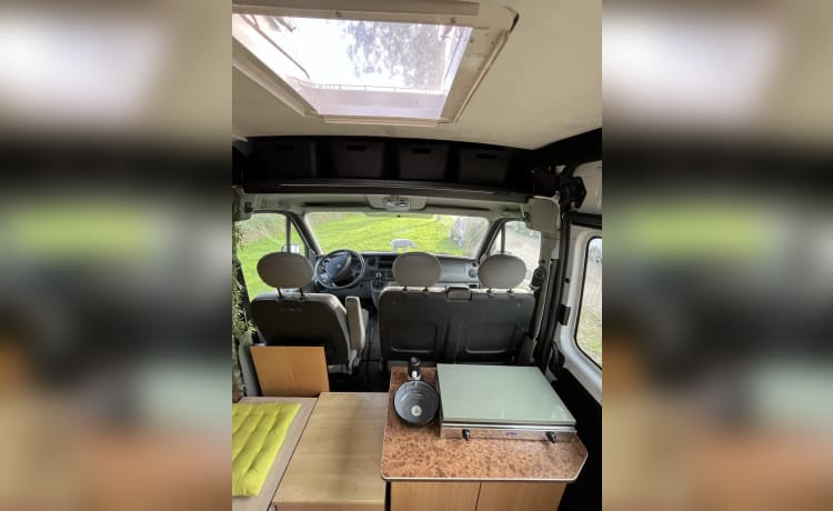 Philip – Onze compacte camper uit 2006(veel gratis km)