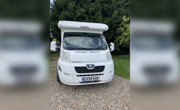 The Mighty Moo. – Elddis Autoquest 155 mit 4 Schlafplätzen.