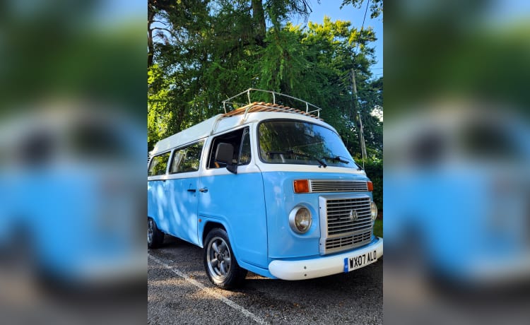 Carlos the camper – Camping-car VW T2 Bay window Bonita la Blue Bay :-) 