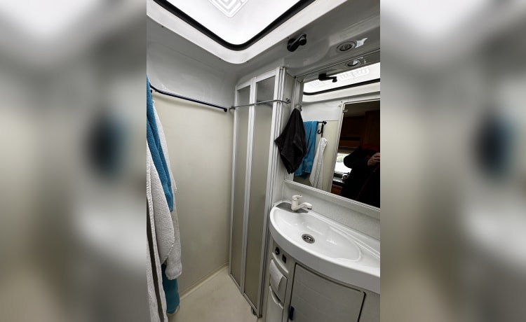 CamEsman E650 – 4p Hymer integrated uit 1997