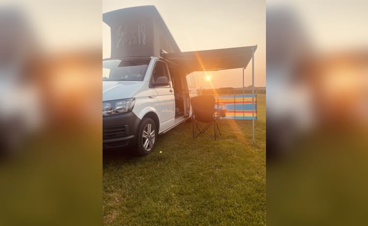 Nigel  – Midlands 2 Coast Campers, nouvellement converti pour tous vos besoins de camping !