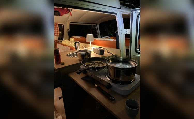 Bohemien – Retro Volkswagen T2 campervan: Omarm het avontuur.