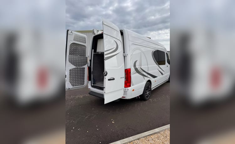 4 berth Mercedes-Benz campervan from 2019