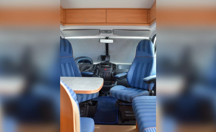 2 to 4 person Bürstner camper for the perfect holiday