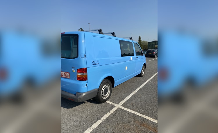 Bluey – 2-persoons Volkswagen campervan uit 2008