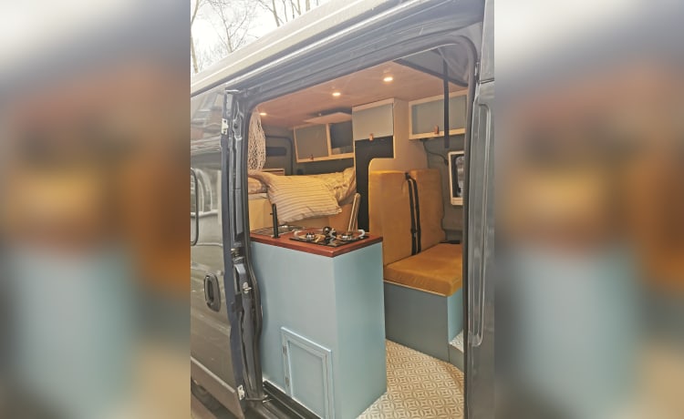 Wilfried – 4p zelfbouw Fiat campervan