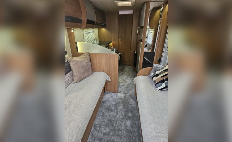 Luxury plus motorhome c1 licence required  – 5 berth Fiat bus from 2012