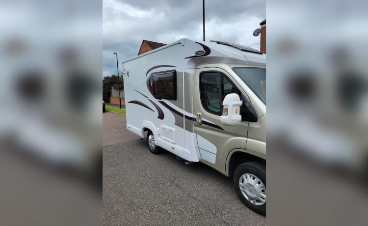 D'artagnon – 2 berth Peugeot semi-integrated from 2017