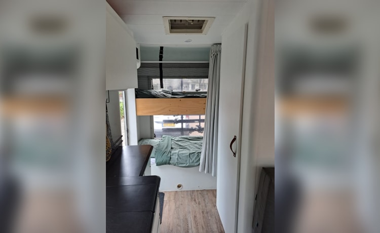 Skip – Gezinscamper 5 personen VT Wonen Stijl