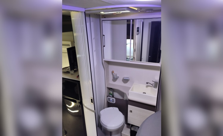 Welcome to our Chausson semi-integrated