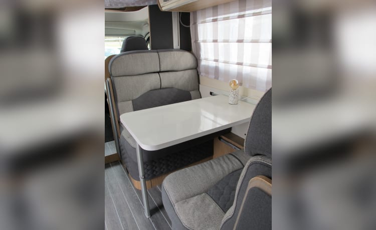 Eriskay – 6 berth Roller Team with 5 seatbelts based in Bellshill