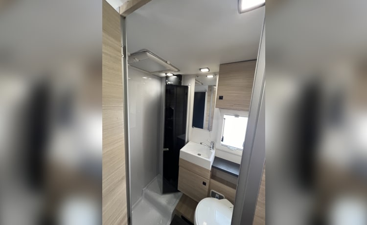 Brand New - Motorhome to Hire - 7 belts 7 berth Chausson 2024