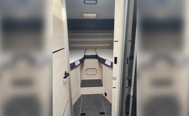 4p Chausson semi-integrated uit 2023