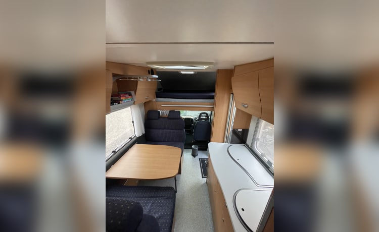 Sun traveller – Alcôve Knaus 6p super complète de 2005