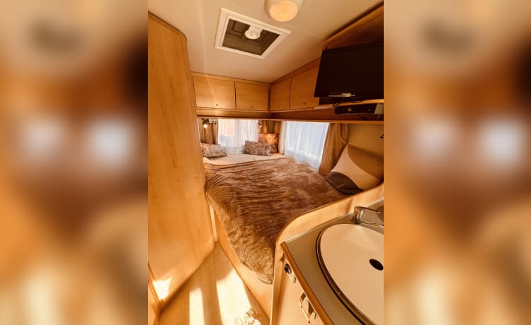 Milly – unser Low Budget 4-Personen-Camper mit 3 Schlafplätzen 2006