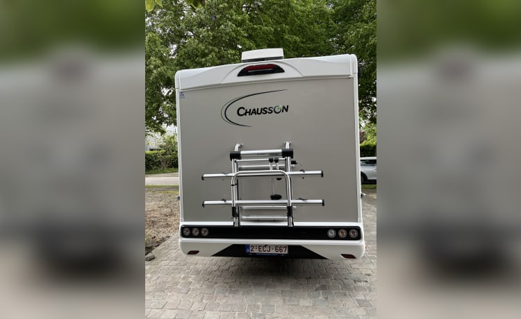 Rientje – 4p Chausson 777 titane Premium Full Option Semi-Intégré 023