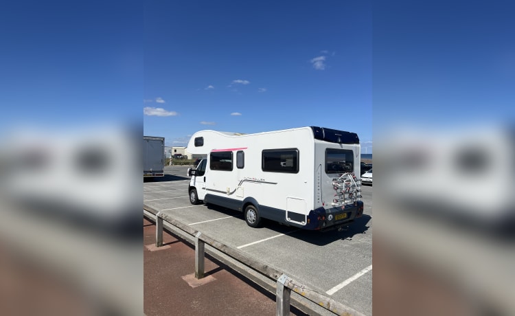 Marlene – 6 Berth Fiat Roller Team 746