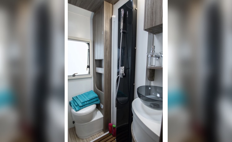 Ben – 4 Berth Benimar Primero 331 Motorhome