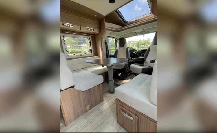 Spacious luxury 4 person Pilote camper many extras Queens bed semi-integrated 2013