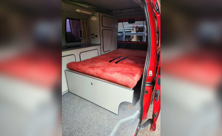 Dan – Camper Toyota a 4 posti letto del 2007