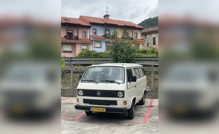 Parel – Volkswagen T3 automatic with power steering :)