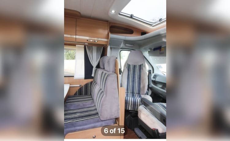 Rosie – Home from home 4 berth   TEC coach built in to 2013