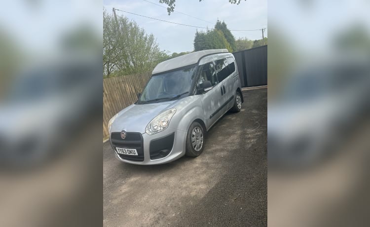 Mini moo – 2014 Fiat doblo 3 birth campervan