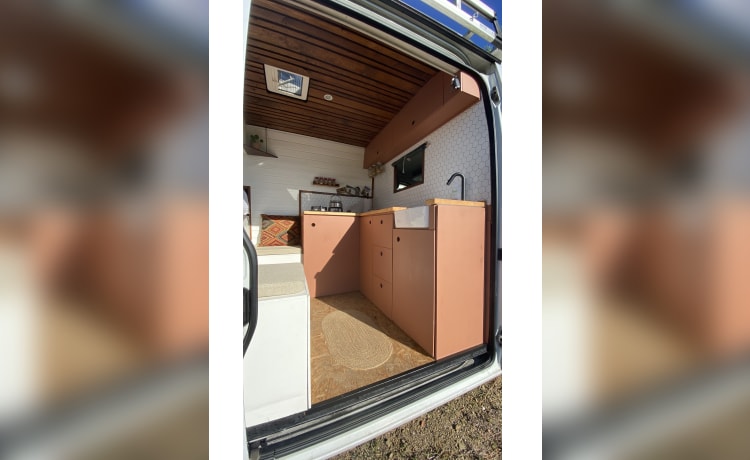 Marty – Unieke Citroën Jumper zelfbouw campervan uit 2009 (2 personen)