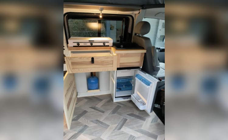 Bumpy – 4p Volkswagen bus uit 2008