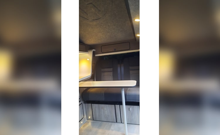 Legend – 4 berth Volkswagen campervan from 2021