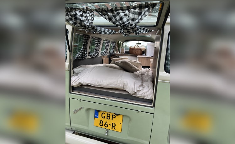 Minty – Volkswagen T2 campervan uit 1993