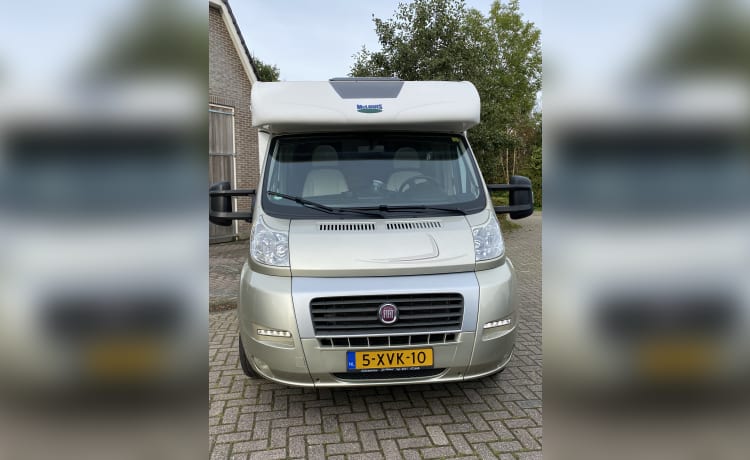 Sovereign 74G – prachtige luxe camper voor 4 personen