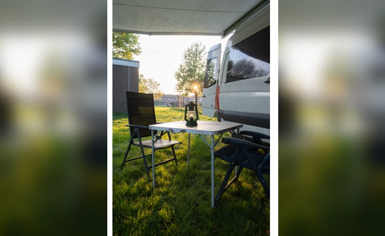Overwinning – Camping-car VW aventureux entièrement hors réseau, énergie solaire et lit long