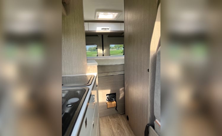 Piacevole camper 2p per un viaggio on the road indimenticabile!