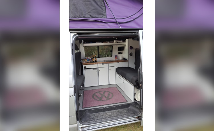 vee – 4 berth Volkswagen campervan from 2016