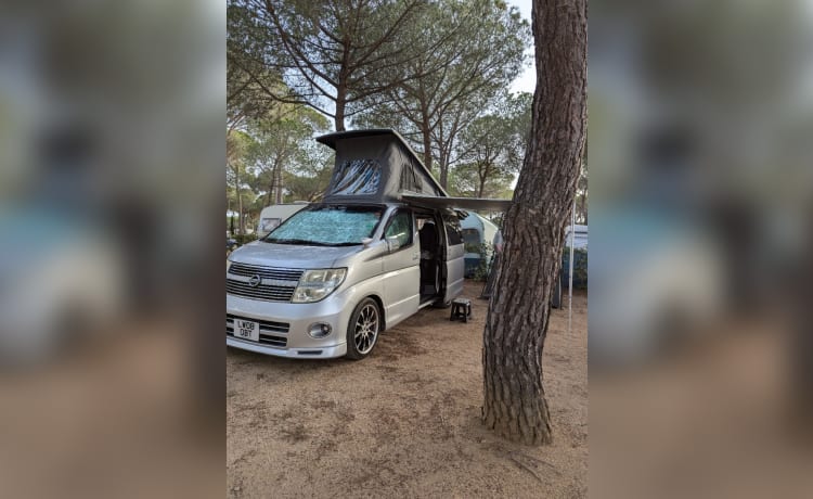 Viktor – Fourgonnette de camping automatique de luxe pour 4 personnes avec moteur V6 de 2,4 L