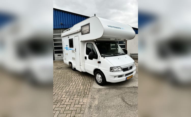 Weinsberg Alkoof – Compacte 4 persoons AlkoofCamper 5.5m