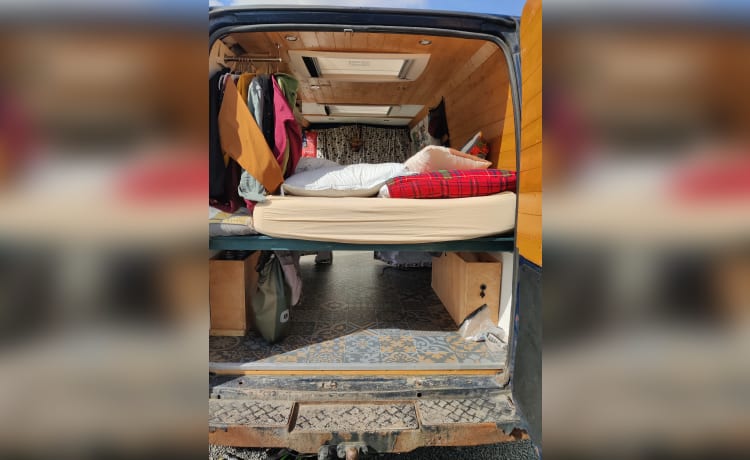 Big Blue – Camping-car Ford LWB