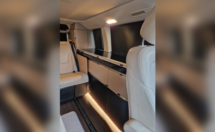 marcopolo – Mercedes-Benz V Class  V 250 D SPORT MARCO POLO 4 berth luxury