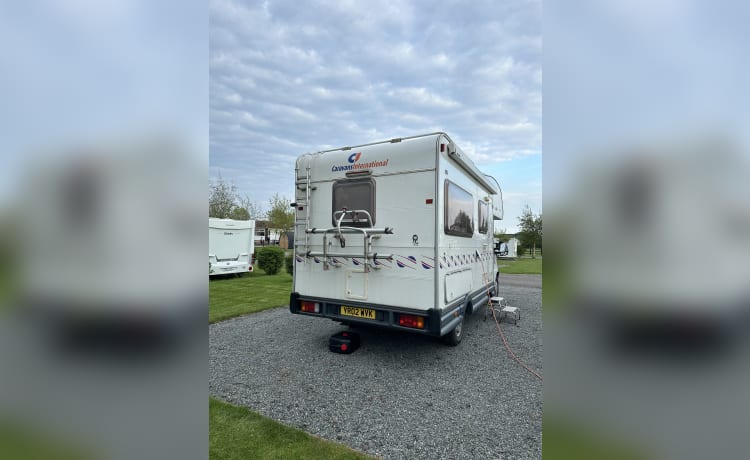 Fiat Ducato (CI Carioca 10) con 5 posti letto del 2002