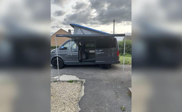 4 berth Volkswagen camperking st Tropez