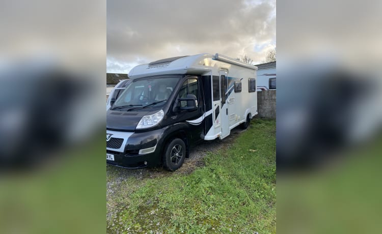 6-persoons Bailey approach autograph camper uit 2013