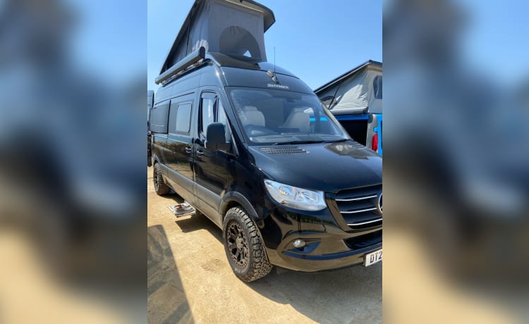 Batvan – Grand camping-car Hymer de luxe à 5 places à partir de 2021