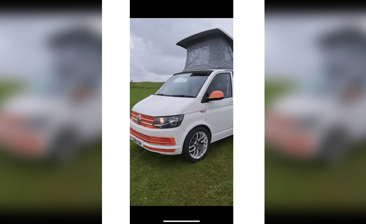 Ginger – 4 berth Volkswagen campervan from 2016