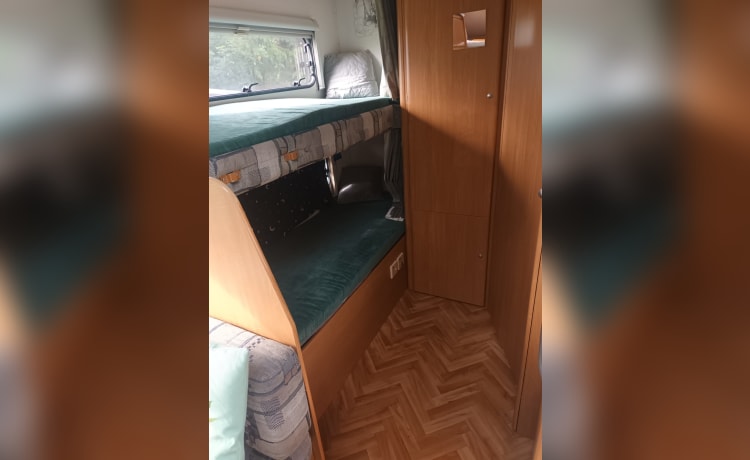 Adria Peugeot Boxer  camper 6 Berth