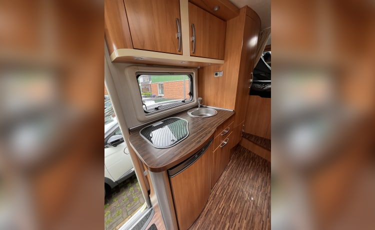 Hymer B-514 integraal