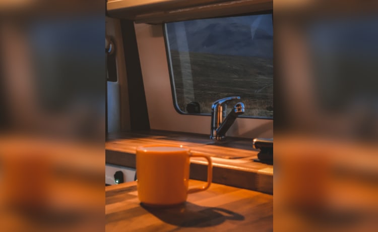 Islay – Luxe auto 4-persoons T6.1 camper