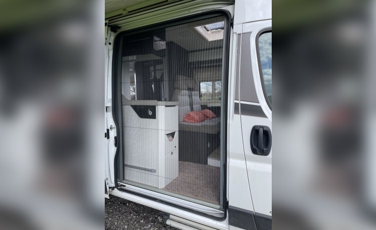 A'Laise – 2 volwassen+(1 kind)campervan 